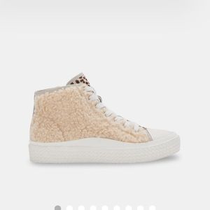 Dolce Vita Sneakers